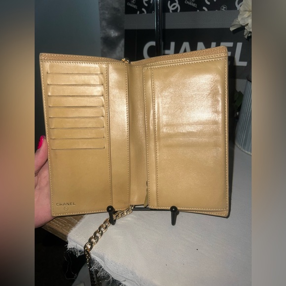 Chanel Caviar Long Wallet on Chain w/COA - Picture 2 of 10